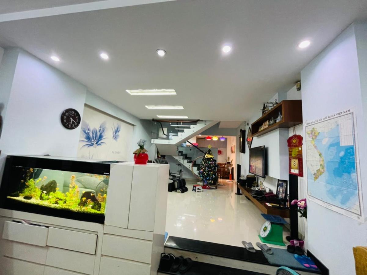 Helen'S Homestay Thành Pho Ho Chí Minh Esterno foto